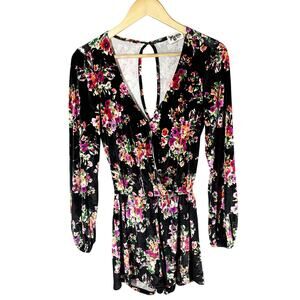 Show Me Your Mumu Kelsey Velvet Floral Romper Size Small Casual